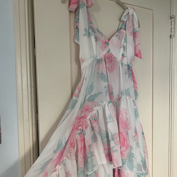 Selkie Peony Gown - Picture 7 of 10